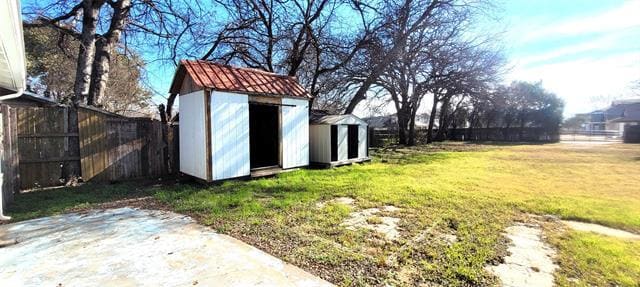 Building Photo - 5821 Black Oak Ln