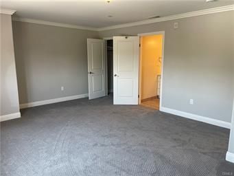 Building Photo - 730 S Marengo Ave