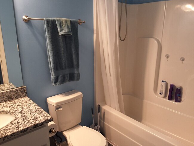 Building Photo - Cozy 3 Bed, 2 Bath House In Vine Grove, KY