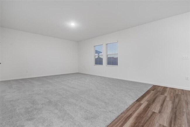 Building Photo - 337 Wedemeyer St