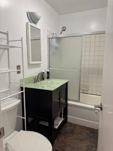 Building Photo - 13300 Herron St