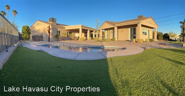 Building Photo - 2946 Bonita Ln