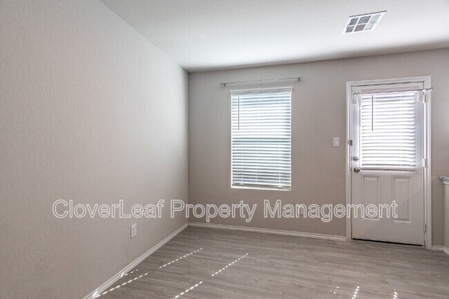 Building Photo - 13730 Bucket Way