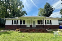 Building Photo - 121A White Oak Dr