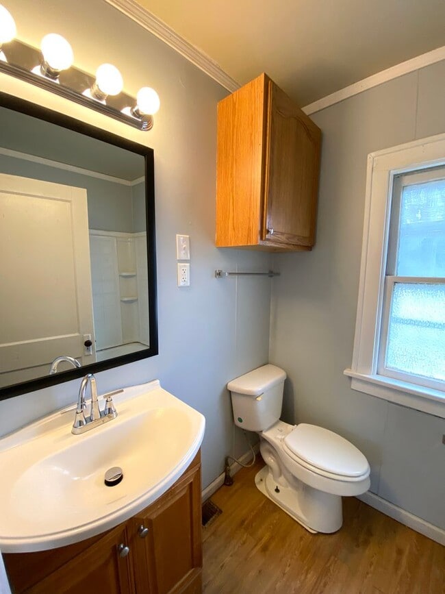 Building Photo - Available E Peoria 3BR/1BA w/Garage