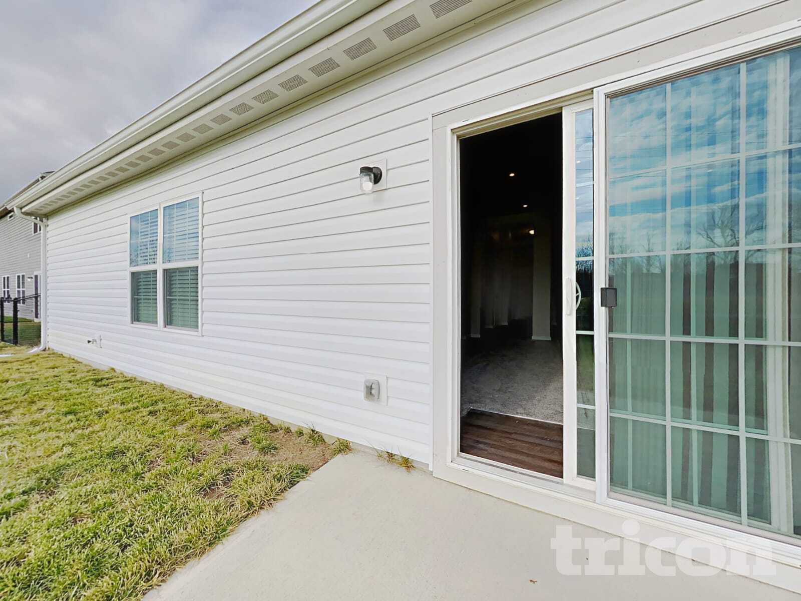 Building Photo - 675 Albermarle Dr