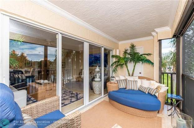 Building Photo - 270 Captains Walk