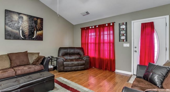 Building Photo - 18396 Peyton Ln