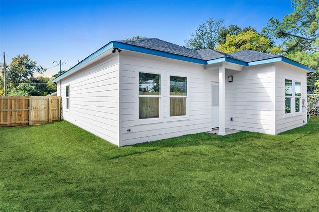 Building Photo - 2724 Swanson St