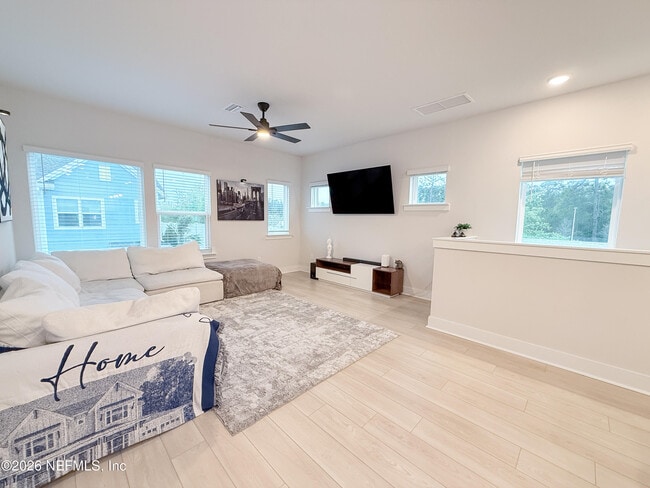 Building Photo - 11102 Quantum Ct