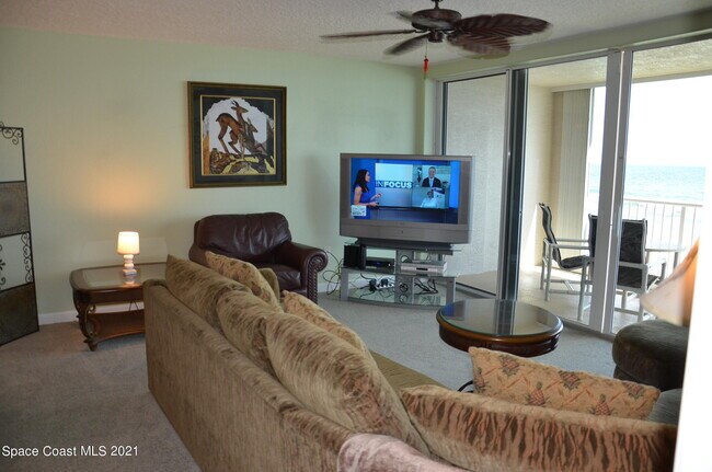 Building Photo - 2065 Jimmy Buffett Mem Hwy