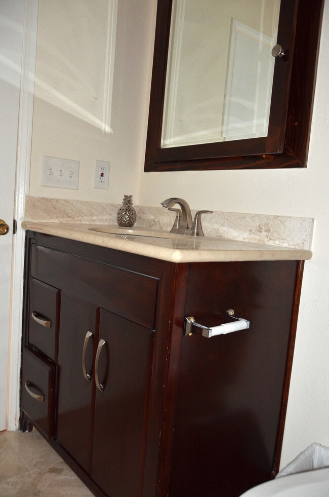 Building Photo - 5646 La Mirada Ave