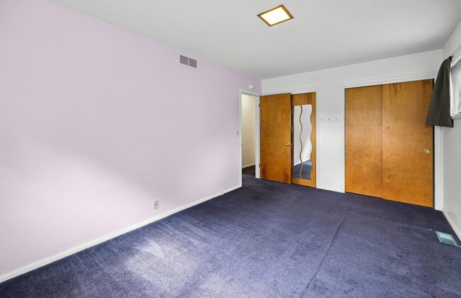 Building Photo - 4-Bedroom 2-bath in West Lafayette!