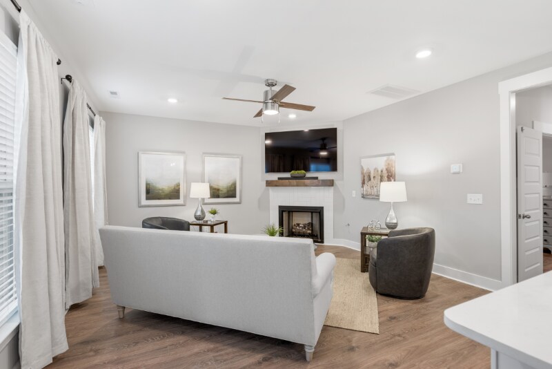 Building Photo - 229 Hudson Dr