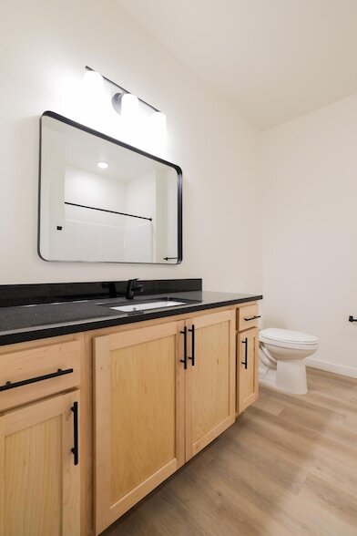 Building Photo - 28 7th St NE