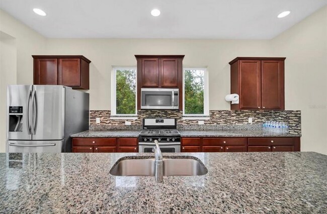Building Photo - 12345 Aldford Dr