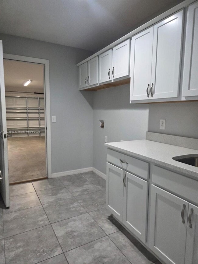 Building Photo - 6640 NW 48th Terrace
