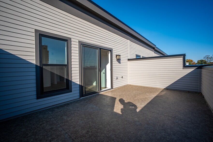 Roof Terrace - 5504 Topaz Ln