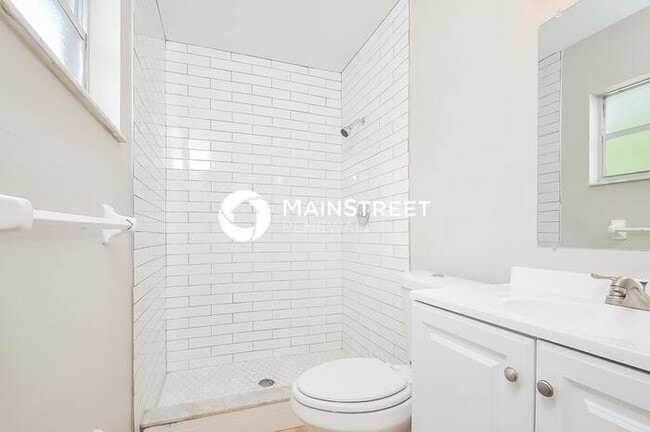 Building Photo - 3 Bedroom Pet-Friendly Home in WINTER HAVE...