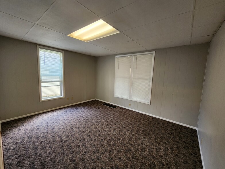 Bedroom 1 - 352 8th St E