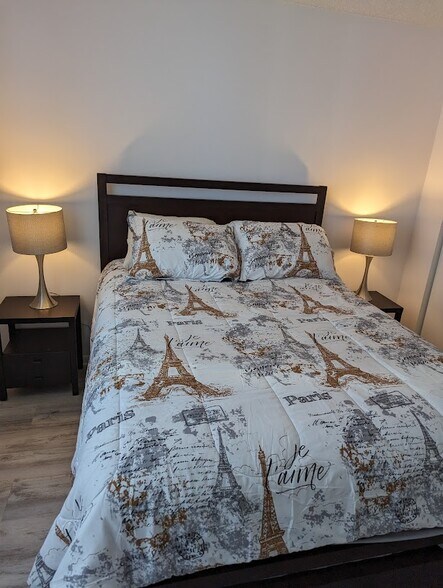 Building Photo - 5440 N Ocean Dr