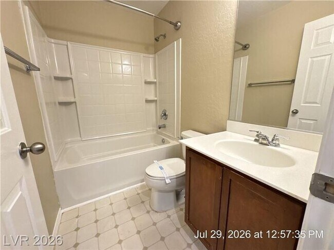 Building Photo - Gated Home with Open Floor Plan, Walk-In Closet & Resort Amenities