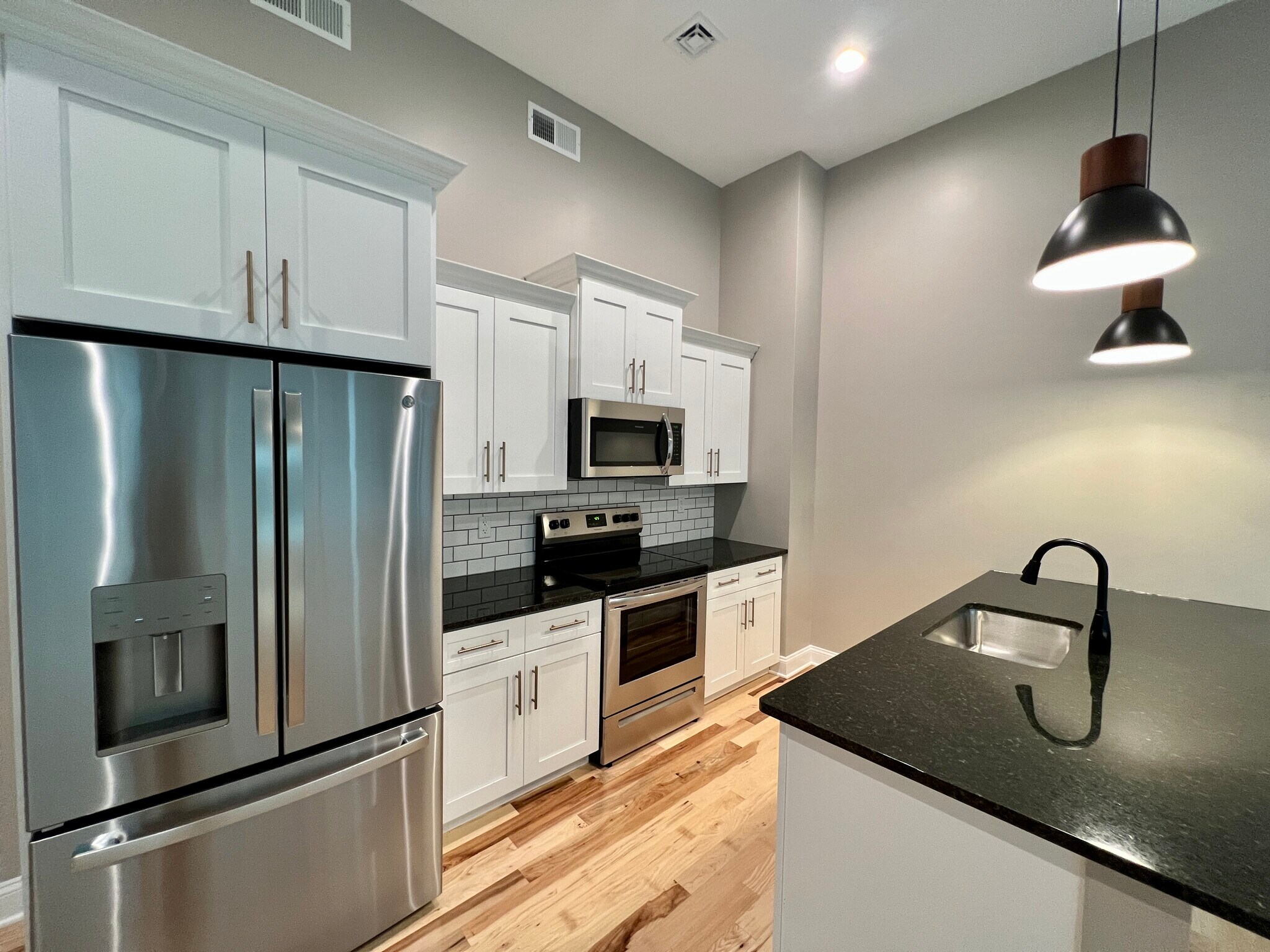 Building Photo - 409 Lackawanna Ave