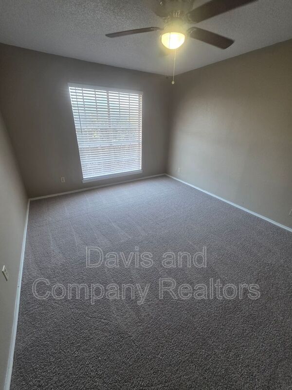 Building Photo - 3316 Caldera Blvd