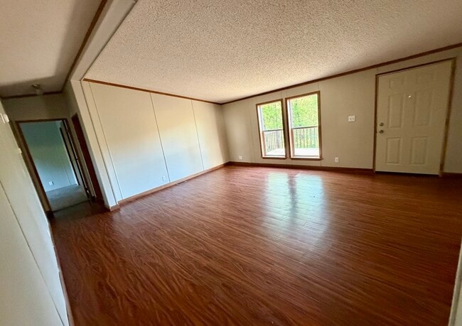 Building Photo - 3406 OH-83