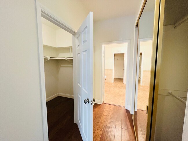 Building Photo - Lush and Lavish Lower Level Beverly Hills ...