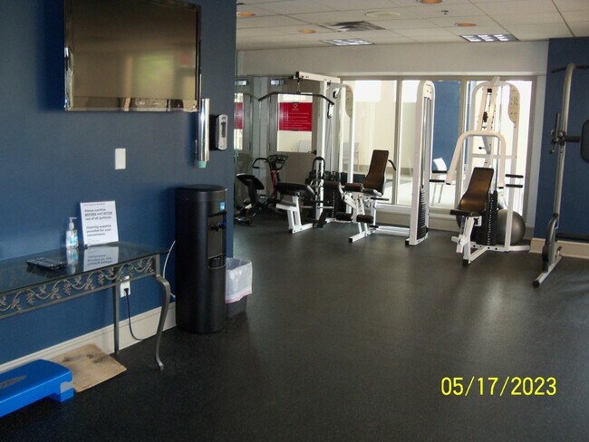 Exercise Room - 1 Riverpointe Plz