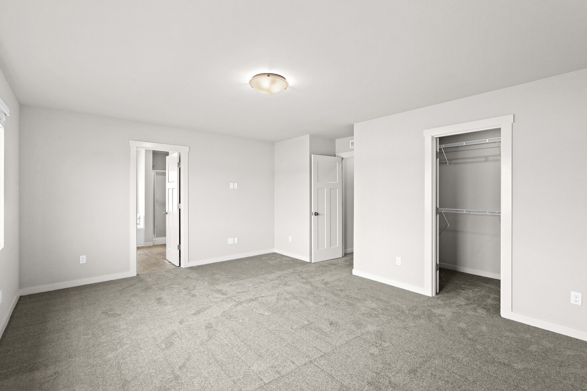 Building Photo - 9225 SW Vermillion Dr