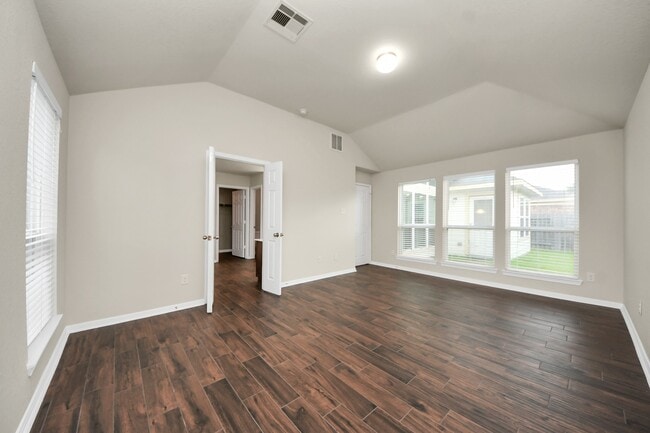 Building Photo - 6802 Level Pond Ln
