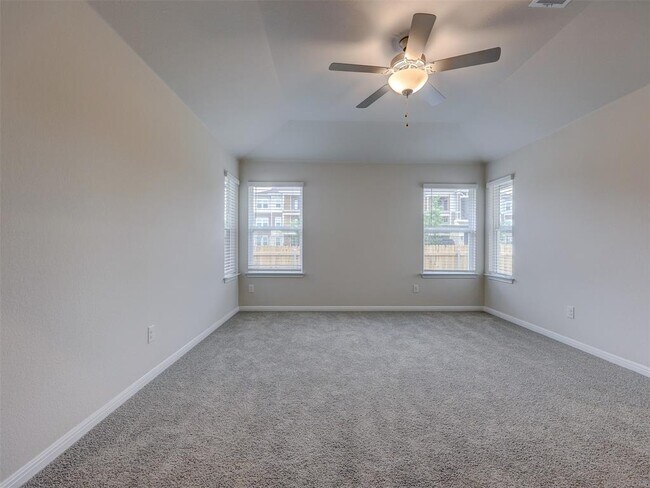 Building Photo - 108 Greenspire Ln