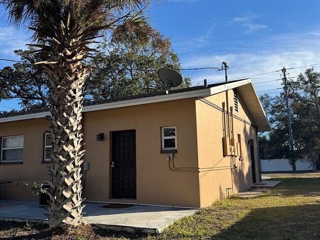 Building Photo - 623 Beckett Way