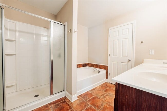 Building Photo - 3441 Lockmed Dr NW