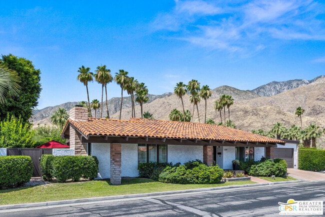 Building Photo - 1347 Primavera Dr S