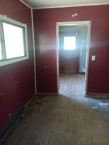 Building Photo - 313 S Dye St