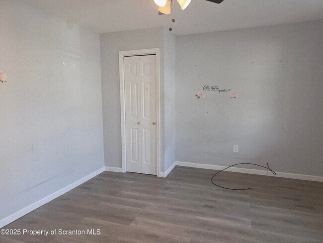 Building Photo - 409 Pittston Ave