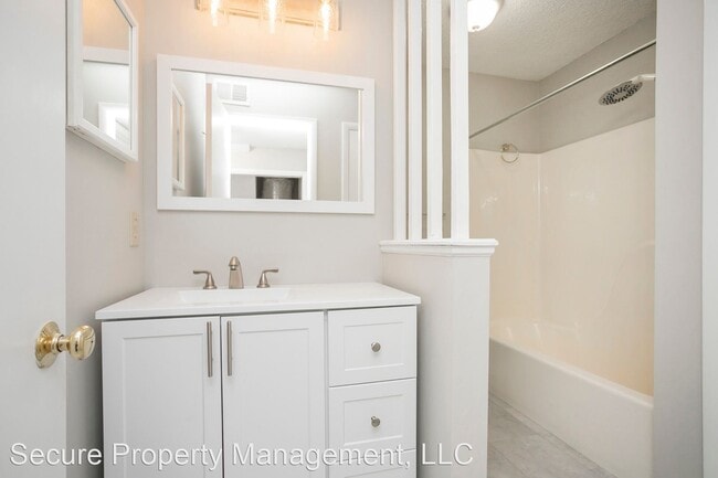 Building Photo - 2 br, 2 bath House - 5419 Hickory Park Dr