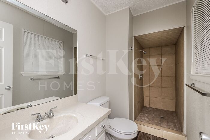 Building Photo - 3001 Rufe Snow Dr