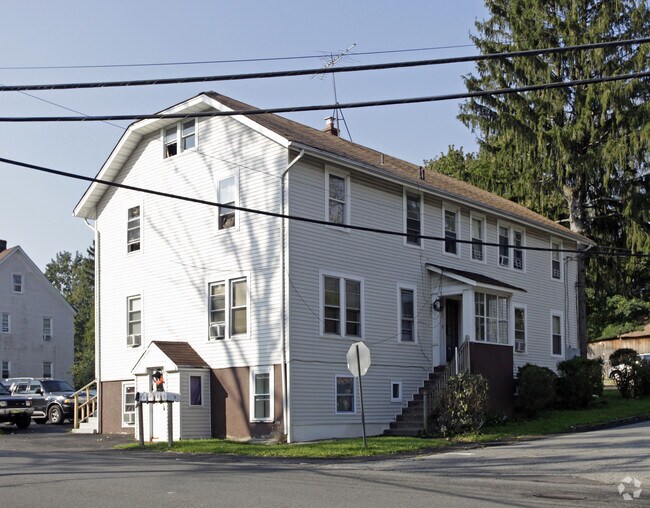 Primary Photo - 105 S Central Ave