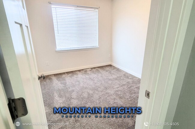 Building Photo - 3756 W Angelica Way