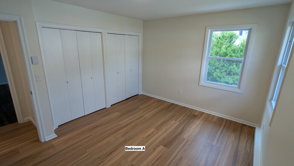 Building Photo - 250 Lovering St