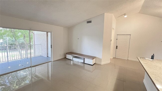 Building Photo - 15821 SW 104th Terrace