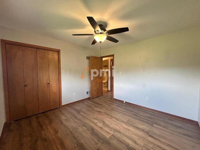 Building Photo - 8781 Calhoun Pl