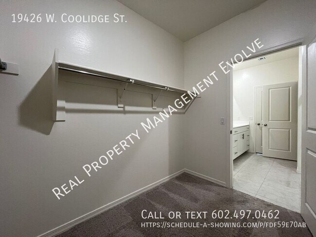 Building Photo - 19426 W Coolidge St