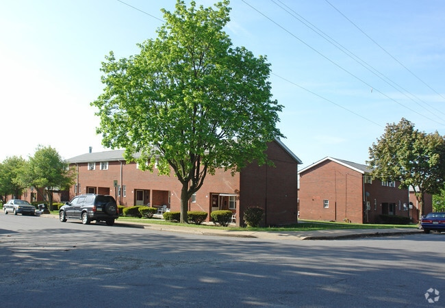 Building Photo - Bangor Heights