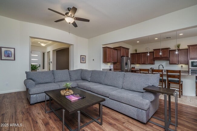 Building Photo - 14757 W Pasadena Ave