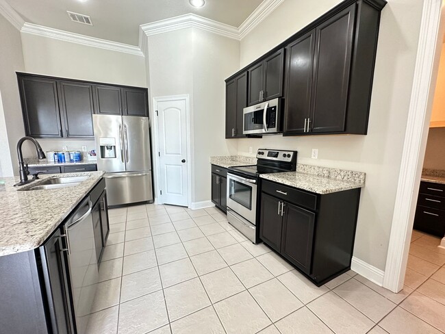 Building Photo - *$500 off FIRST MONTHS RENT MOVE IN SPECIAL* (LUCIEN FIELD ESTATES-SOUTHEAST SHREVEPORT-BEAUTIFUL...